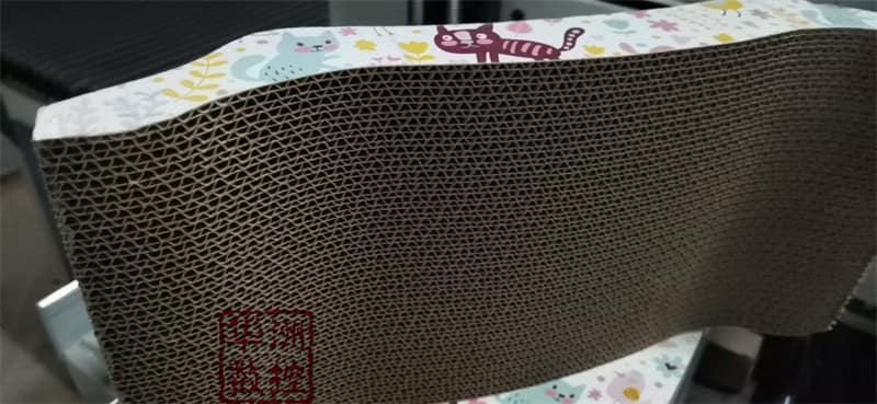 数控带锯机切割多种料(4).jpg