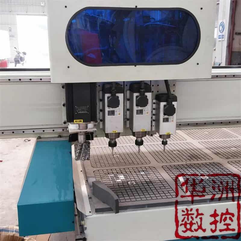 数控雕刻机和数控开料机有哪些区别2.jpg